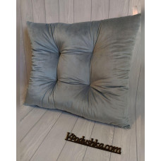 Подушка з велюру на крісло